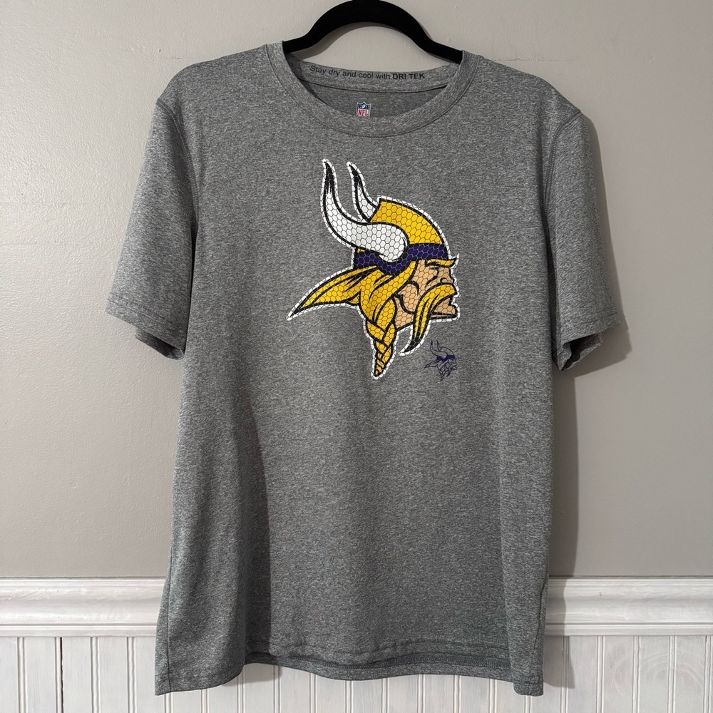 NFL Minnesota Vikings Dri-Tek Short Sleeve Shirt Youth XL or Women’s L